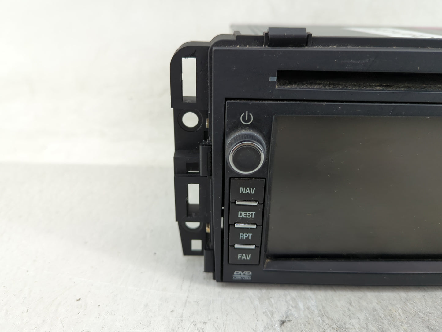2009 Chevrolet Traverse Radio AM FM Cd Player Receiver Replacement P/N:20792738 Fits OEM Used Auto Parts - Oemusedautoparts1