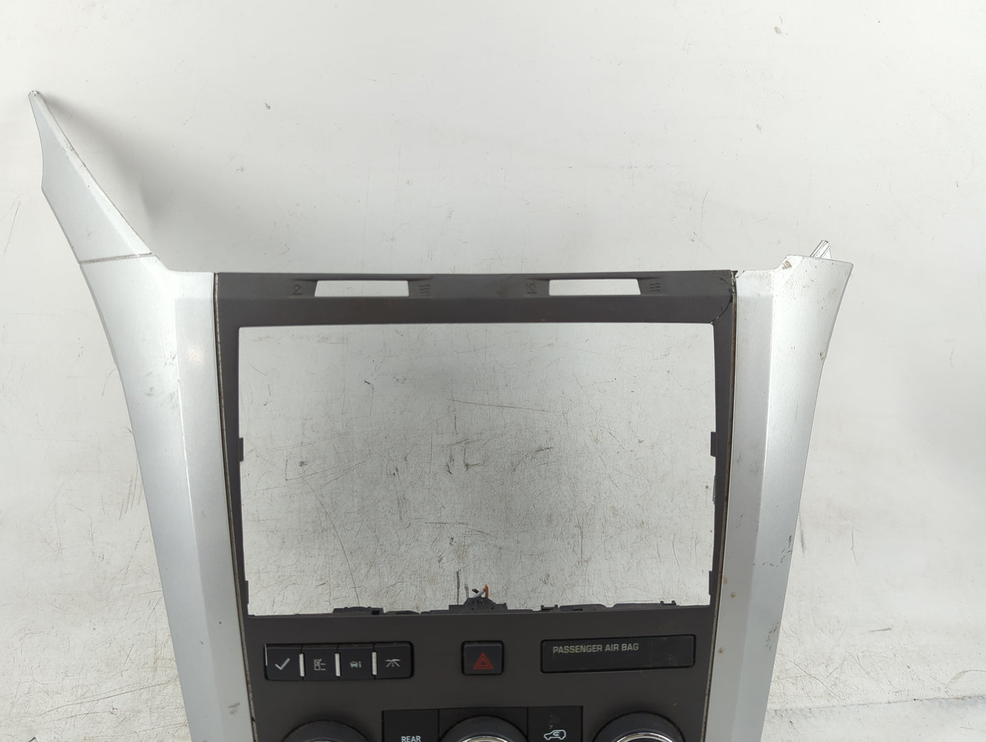 2009 Chevrolet Traverse Climate Control Module Temperature AC/Heater Replacement P/N:20887777 Fits OEM Used Auto Parts - Oem