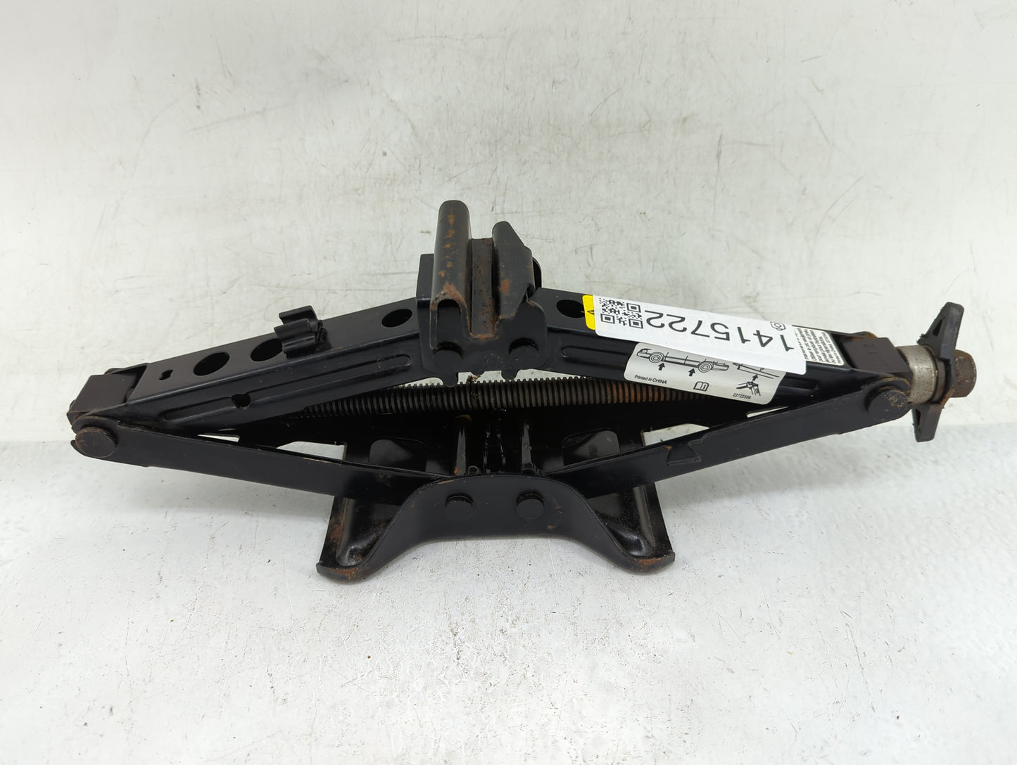 2009 Chevrolet Traverse Spare Scissor Car Jack 1415722 - Oemusedautoparts1.com