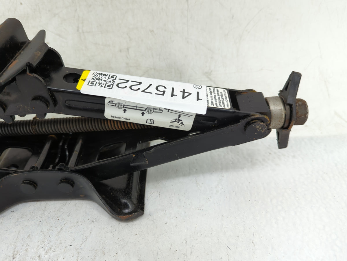 2009 Chevrolet Traverse Spare Scissor Car Jack 1415722 - Oemusedautoparts1.com