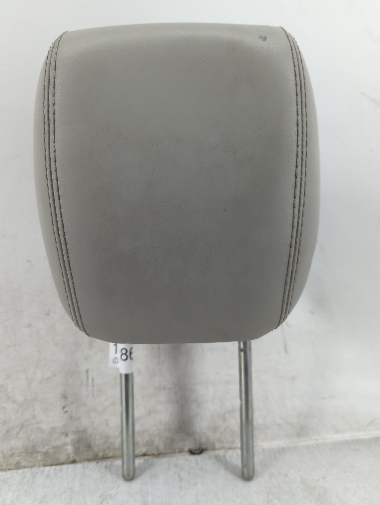 2009 Chevrolet Traverse Headrest Head Rest Front Driver Seat Gray - Oemusedautoparts1.com