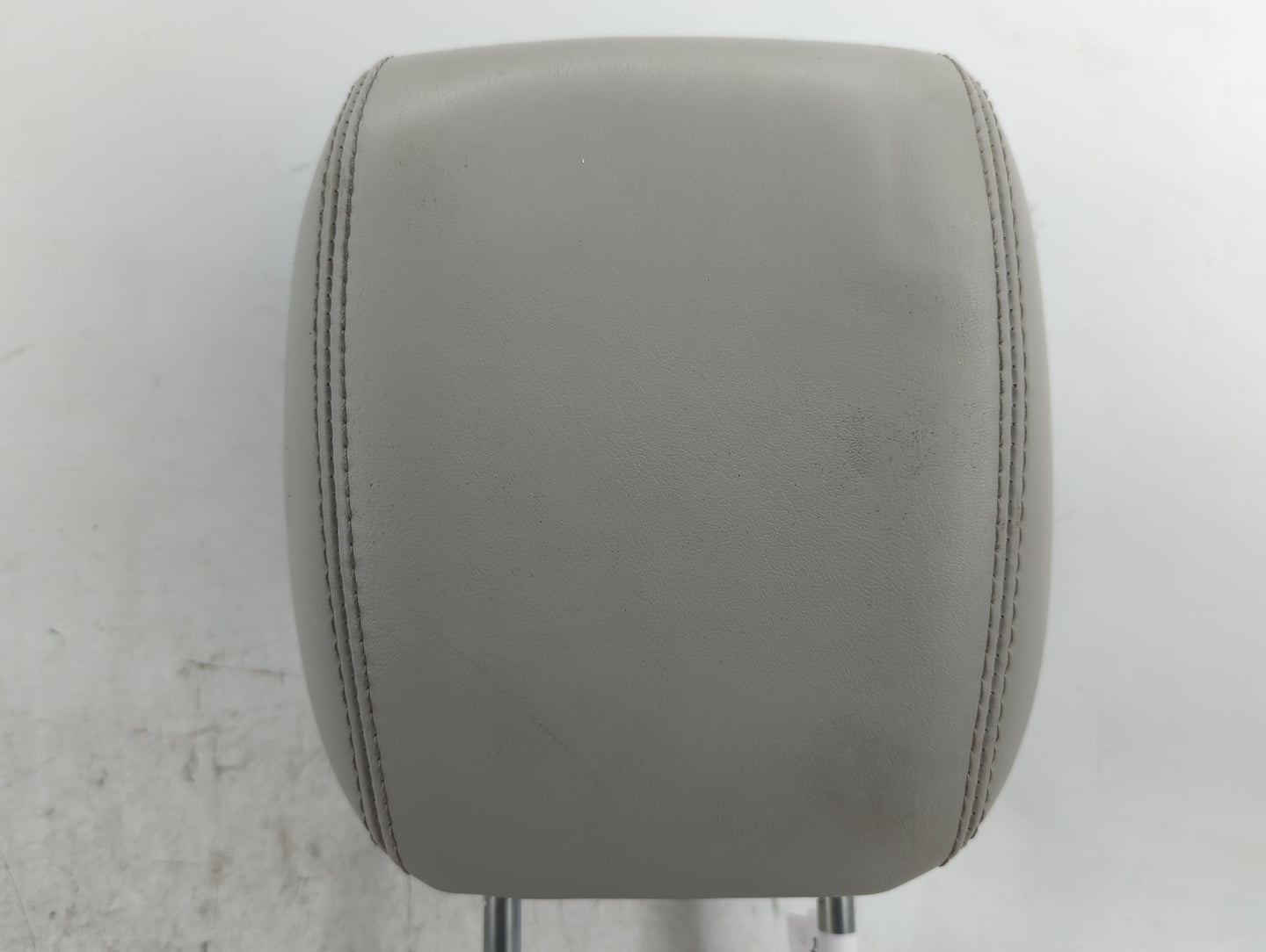 2009 Chevrolet Traverse Headrest Head Rest Front Driver Seat Gray - Oemusedautoparts1.com