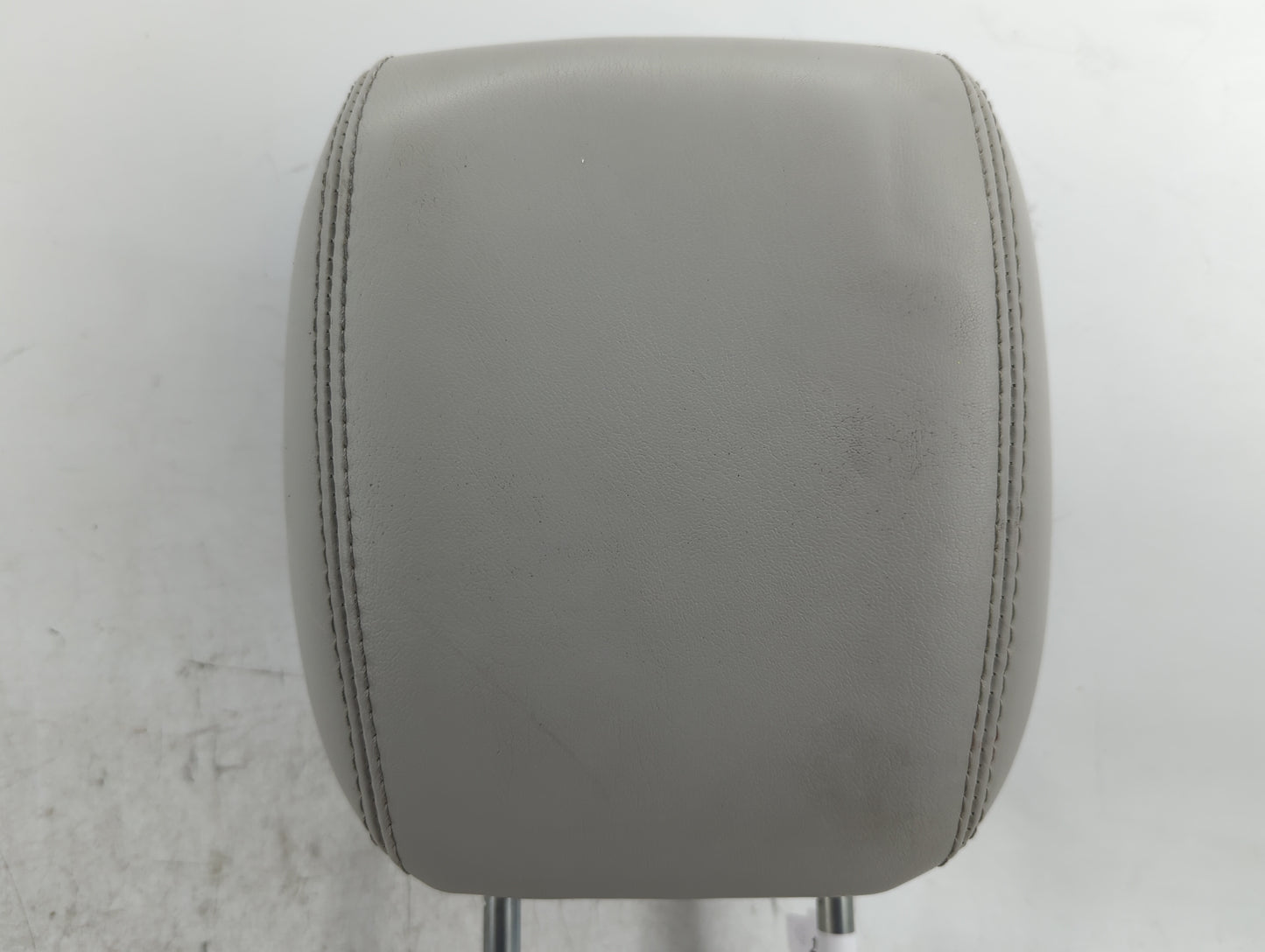 2009 Chevrolet Traverse Headrest Head Rest Front Driver Seat Gray - Oemusedautoparts1.com
