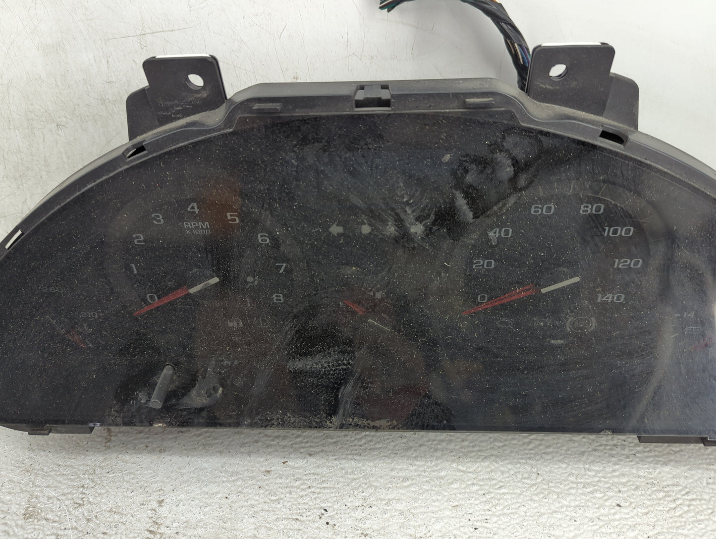 2009 Chevrolet Traverse Instrument Cluster Speedometer Gauges P/N:25995562 Fits OEM Used Auto Parts - Oemusedautoparts1.com