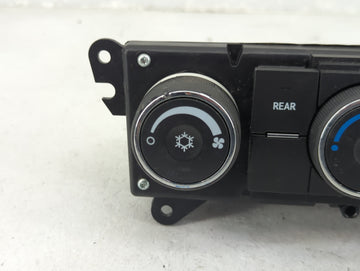 2009 Chevrolet Traverse Climate Control Module Temperature AC/Heater Replacement P/N:25946291 Fits OEM Used Auto Parts