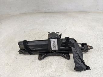 compare product 2009 Chevrolet Traverse Spare Scissor Car Jack 1459138