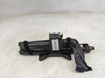 2009 Chevrolet Traverse Spare Scissor Car Jack 1459138 - Oemusedautoparts1.com