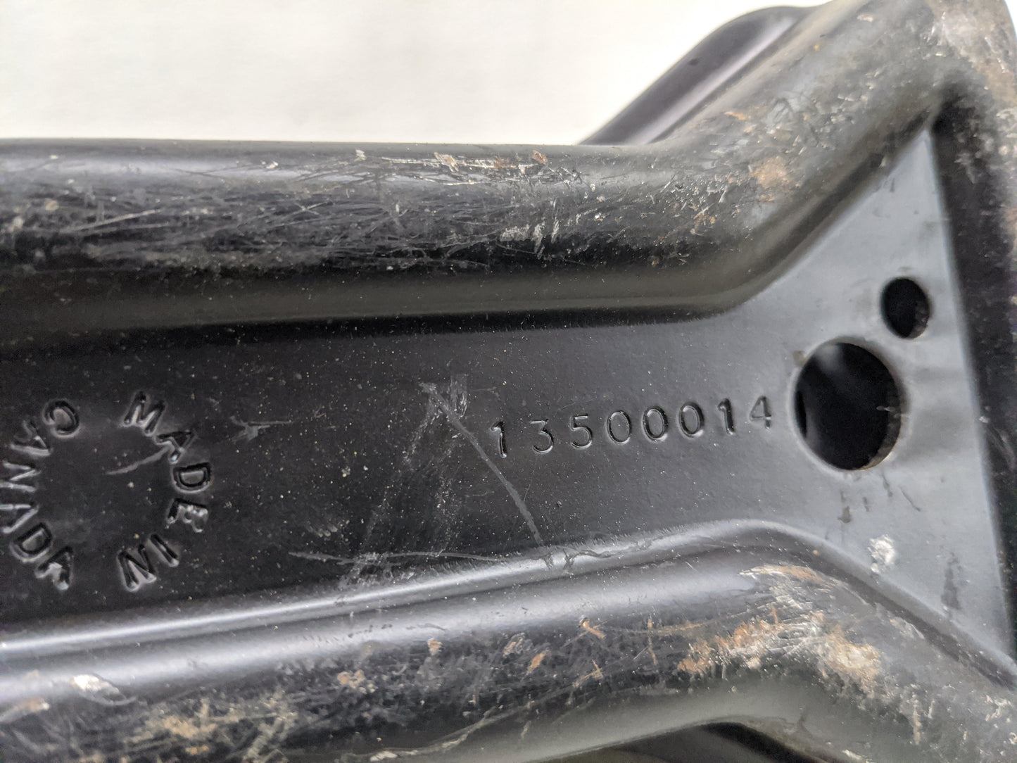 2009 Chevrolet Traverse Spare Scissor Car Jack 1459138 - Oemusedautoparts1.com