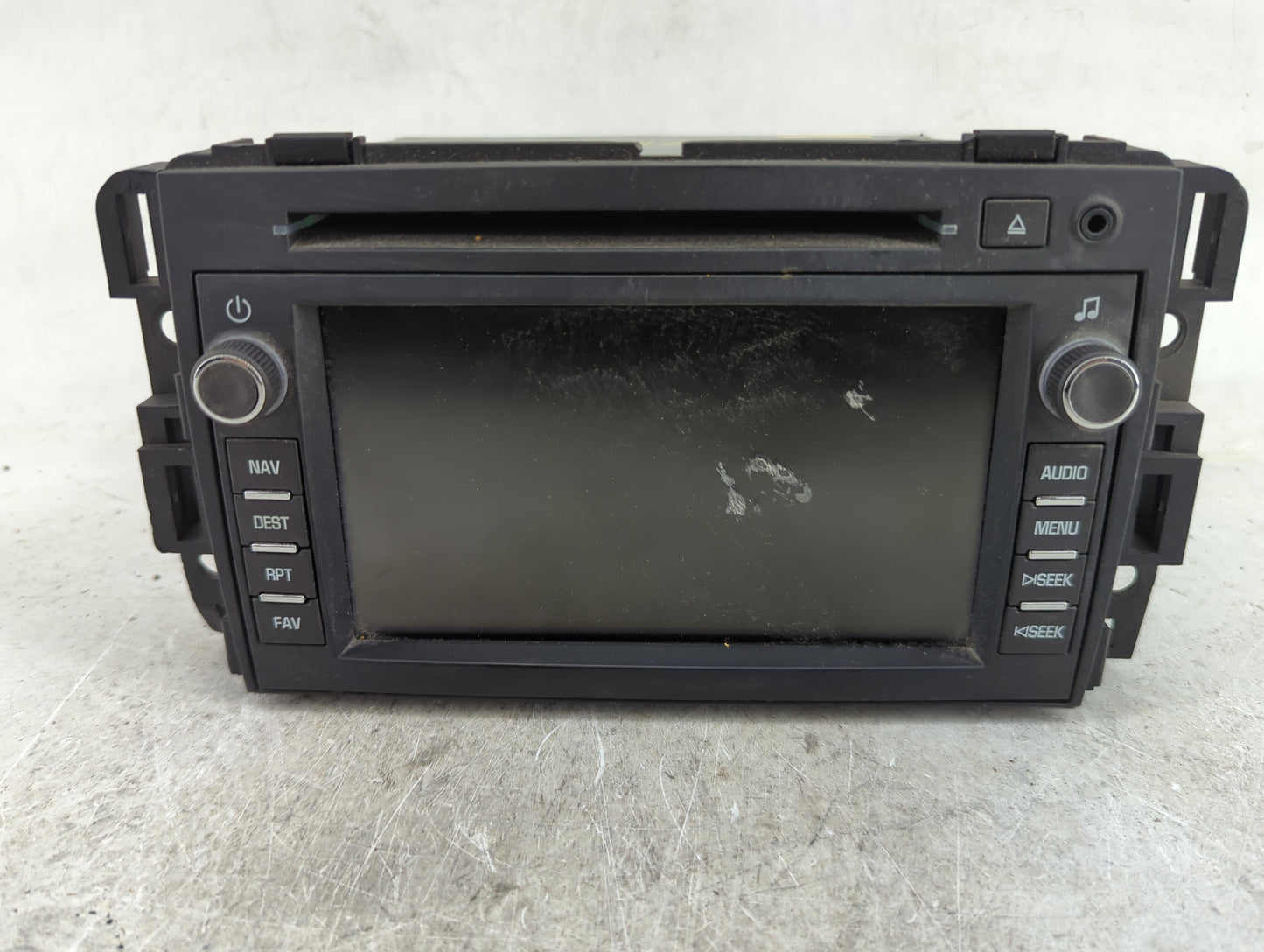 2009 Chevrolet Traverse Radio AM FM Cd Player Receiver Replacement P/N:20792739 28181383, 09GMT967BTNAV1 Fits OEM Used Auto 