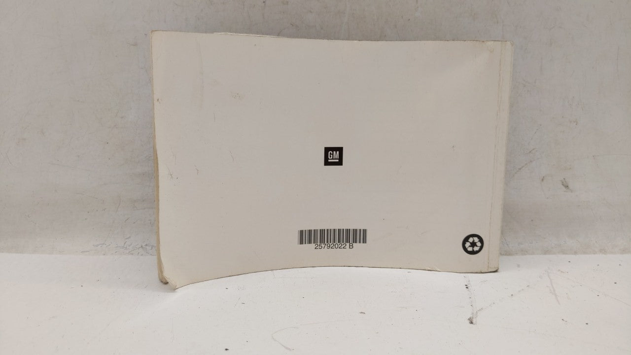 2009 Chevrolet Traverse Owners Manual Book Guide OEM Used Auto Parts - Oemusedautoparts1.com