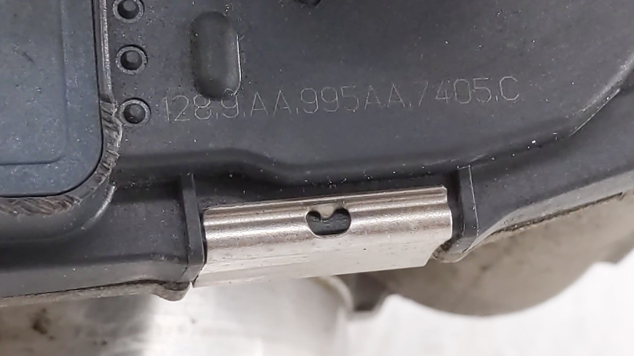 2009-2011 Chevrolet Traverse Throttle Body P/N:995AA Fits Fits 2007 2008 2009 2010 2011 OEM Used Auto Parts - Oemusedautopar