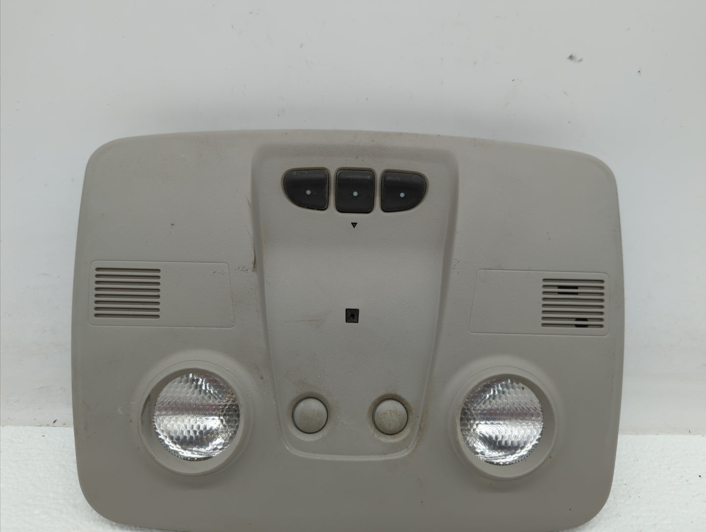 2009 Chevrolet Traverse Overhead Roof Console - Oemusedautoparts1.com