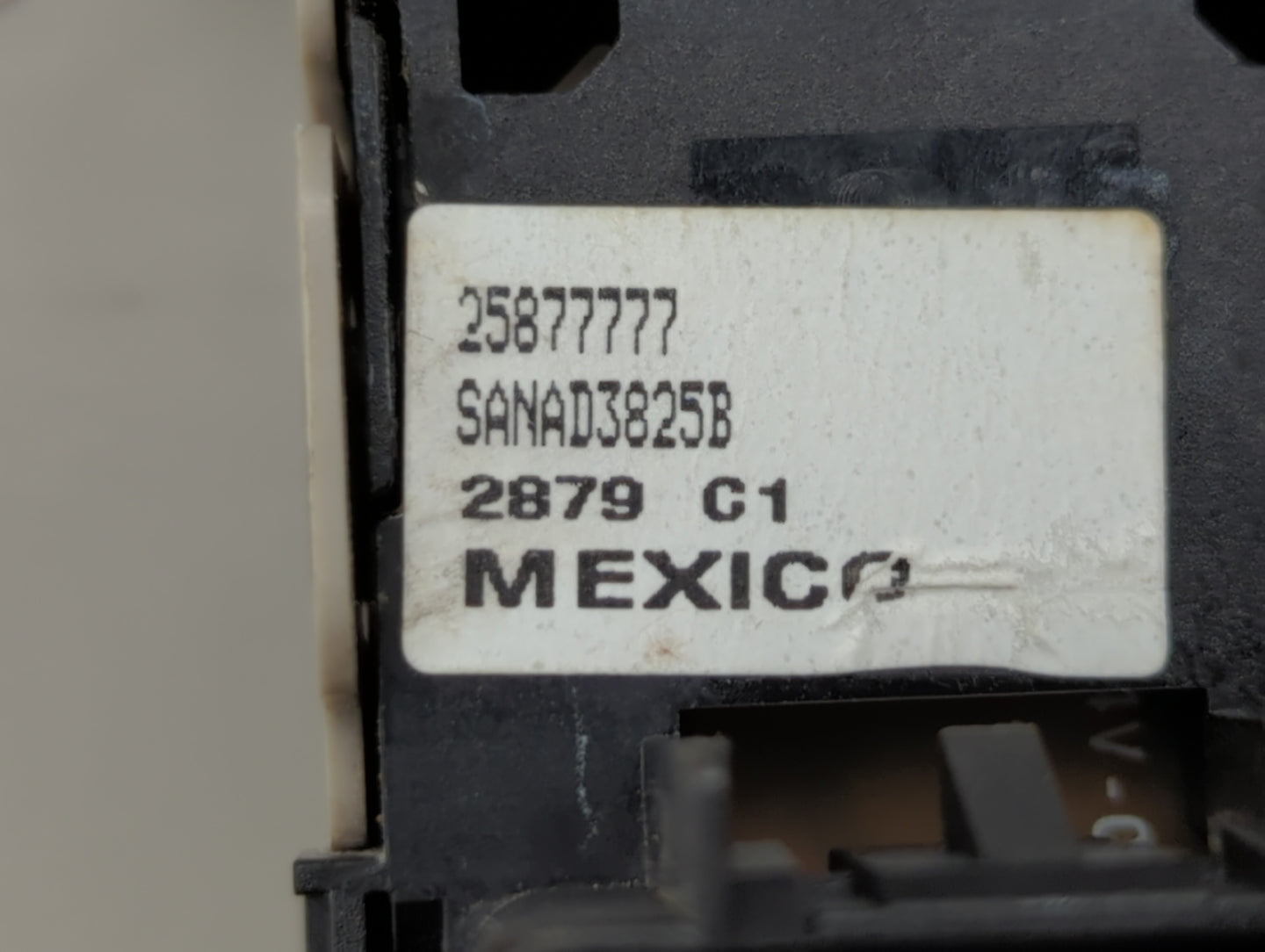 2009-2017 Chevrolet Traverse Driver Left Rear Power Window Switch - Oemusedautoparts1.com