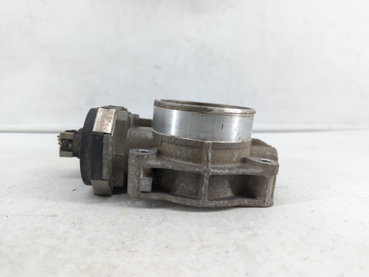 2009-2011 Chevrolet Traverse Throttle Body P/N:319.7.AA.995 591HB, 995AA Fits Fits 2007 2008 2009 2010 2011 OEM Used Auto Parts