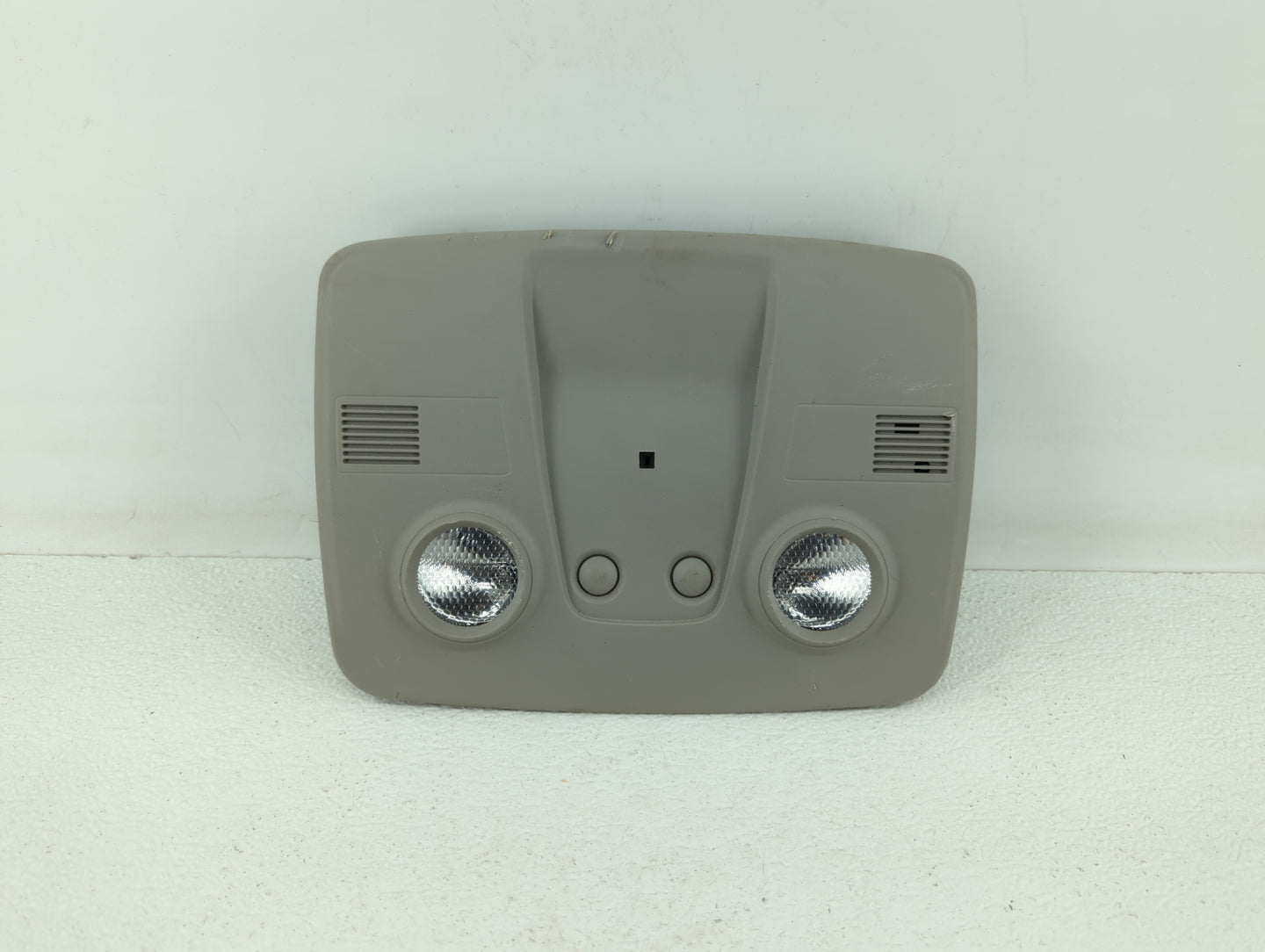 Chevrolet Traverse Overhead Roof Console Interior Dome Light Grey - Oemusedautoparts1.com