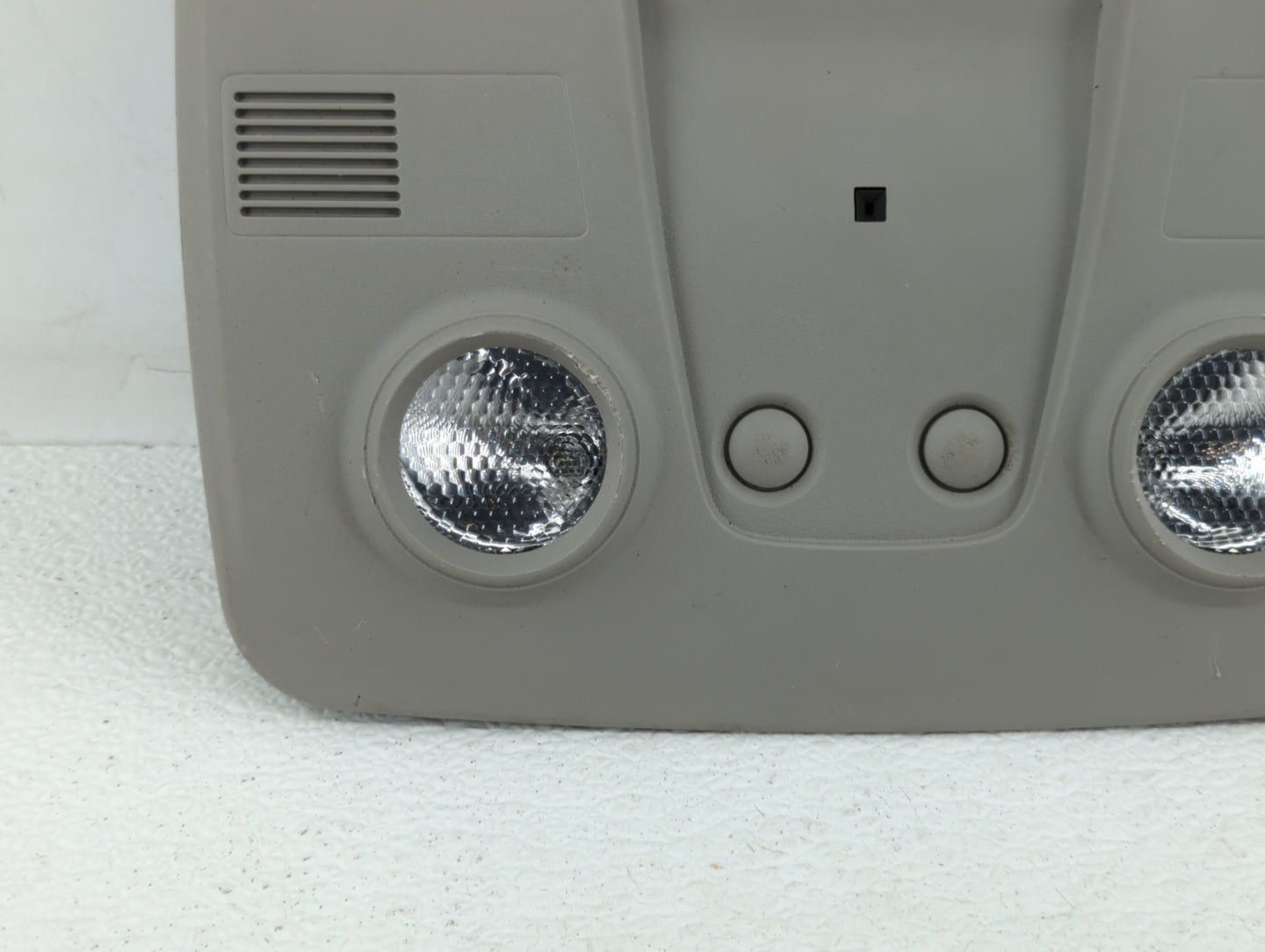 Chevrolet Traverse Overhead Roof Console Interior Dome Light Grey - Oemusedautoparts1.com