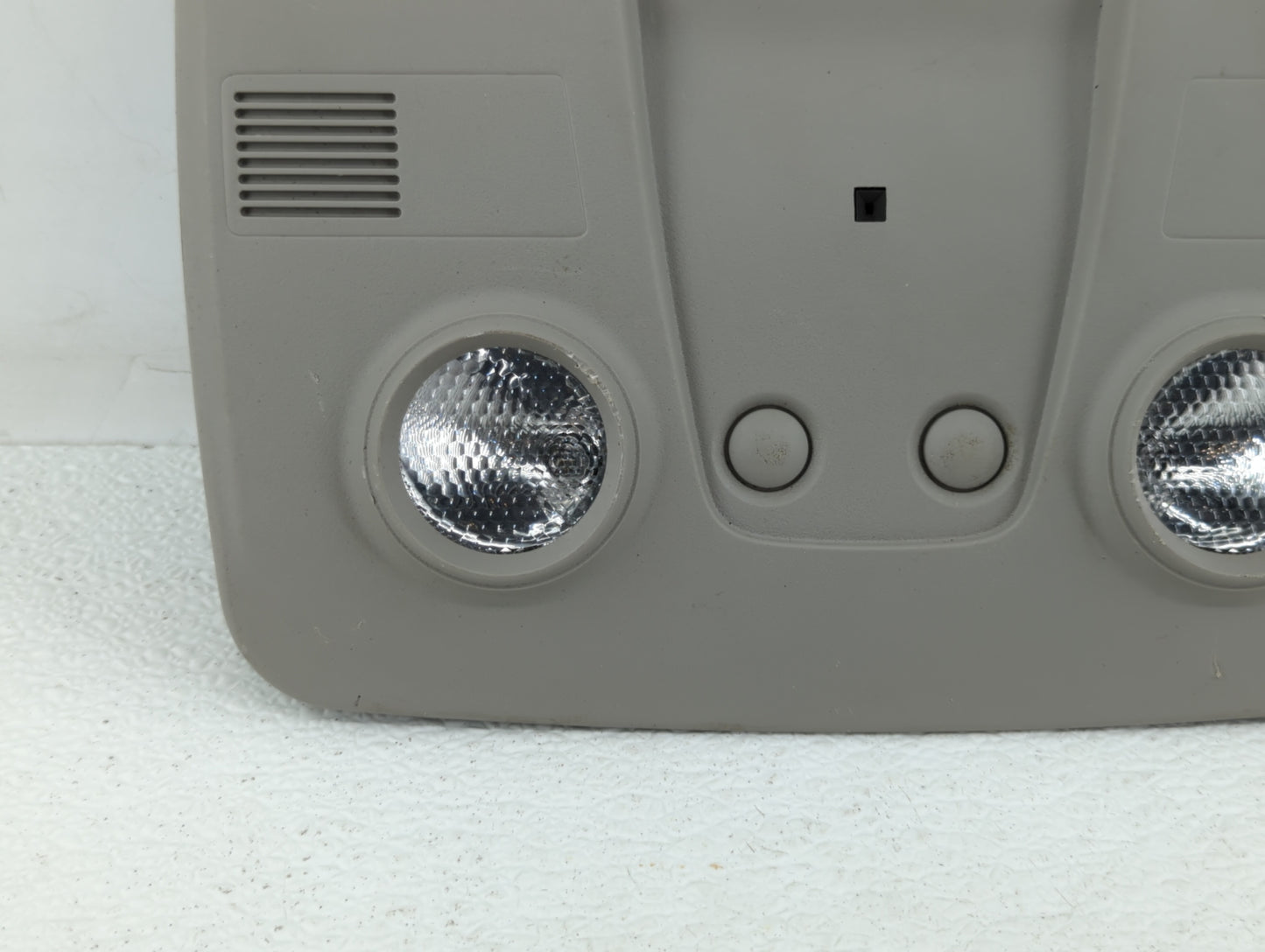 Chevrolet Traverse Overhead Roof Console Interior Dome Light Grey - Oemusedautoparts1.com