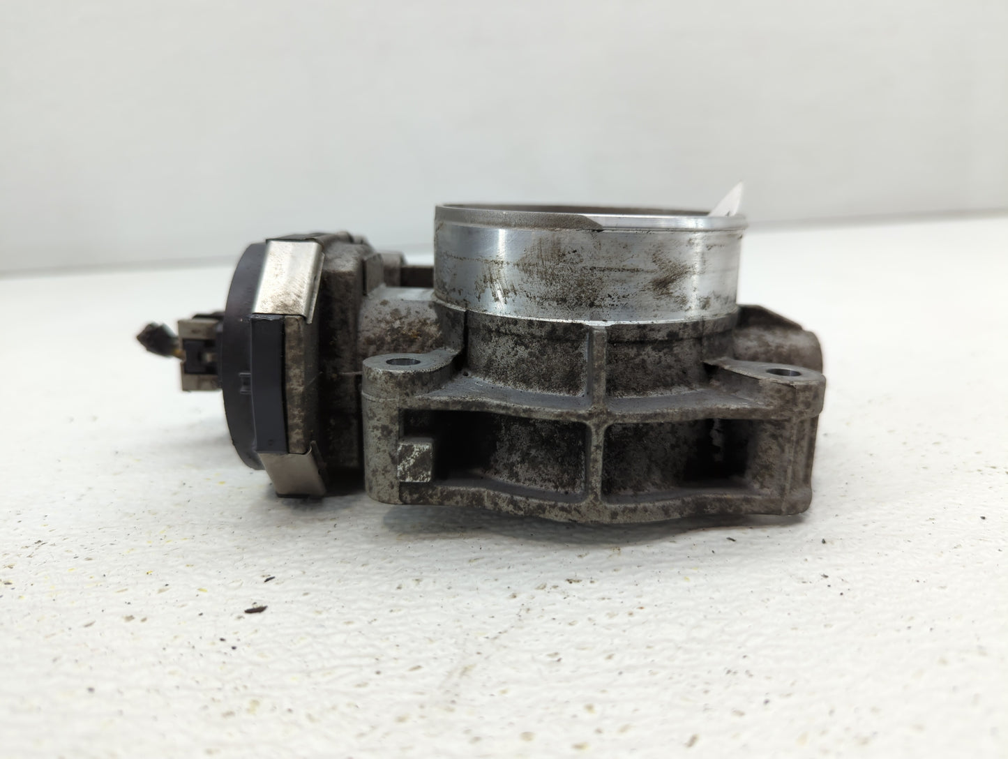 2009 Chevrolet Traverse Throttle Body P/N:591HB 995AA Fits Fits 2007 2008 2010 2011 OEM Used Auto Parts - Oemusedautoparts1.