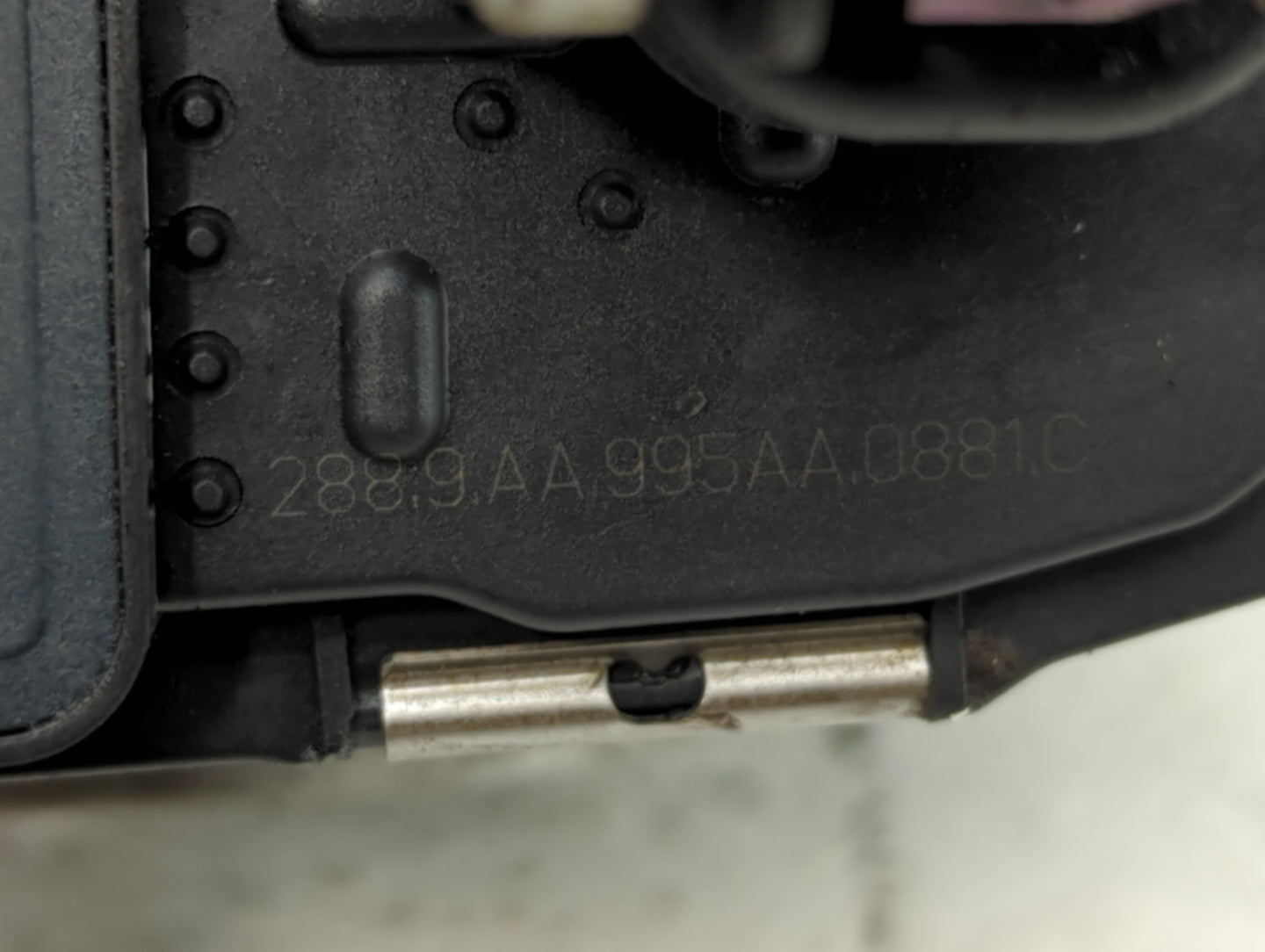 2009 Chevrolet Traverse Throttle Body P/N:591HB 995AA Fits Fits 2007 2008 2010 2011 OEM Used Auto Parts - Oemusedautoparts1.