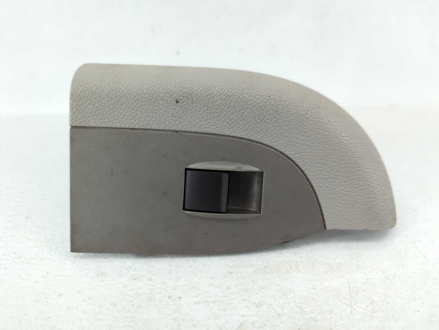 2009 Chevrolet Traverse Passenger Right Power Window Switch - Oemusedautoparts1.com