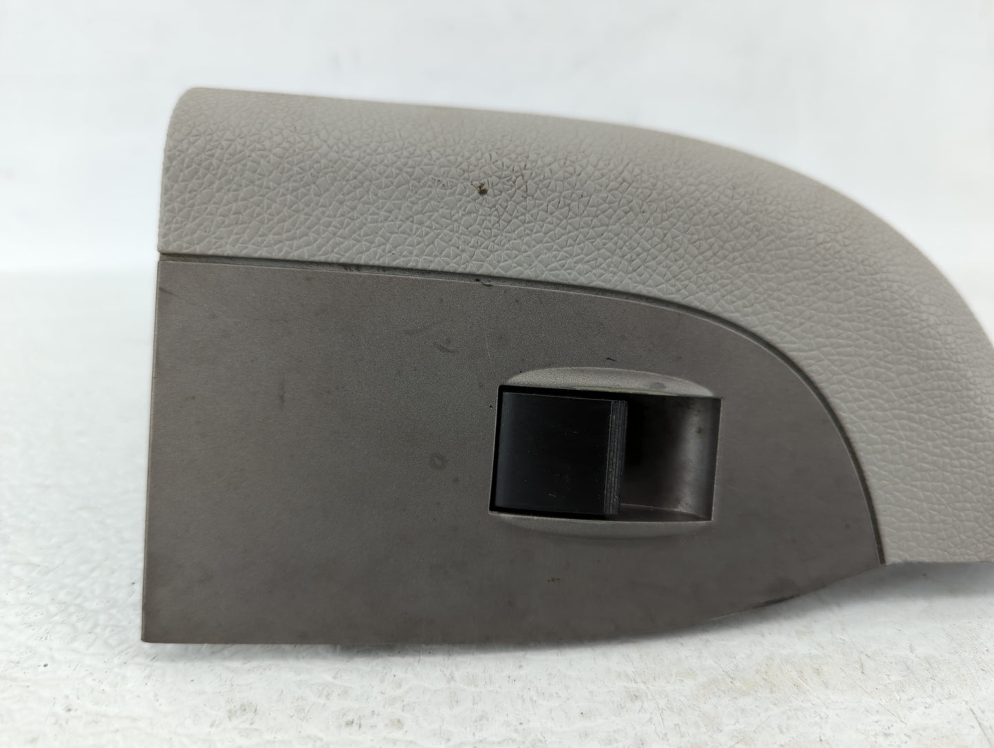 2009 Chevrolet Traverse Passenger Right Power Window Switch - Oemusedautoparts1.com