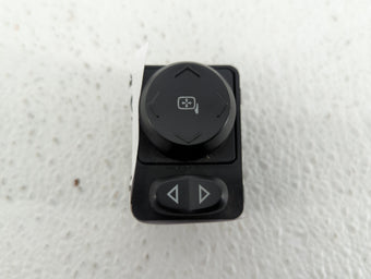 compare product 2009-2017 Chevrolet Traverse Master Power Window Switch Replacement Driver Side Left P/N:22878302 25877776 Fits OEM Used Auto Parts