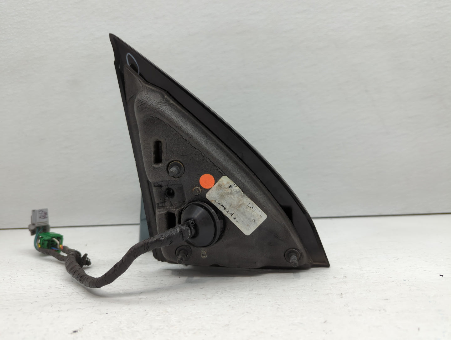 2009 Chevrolet Traverse Driver Side View Mirror - Left Door Mirror OEM Used - Oemusedautoparts1.com