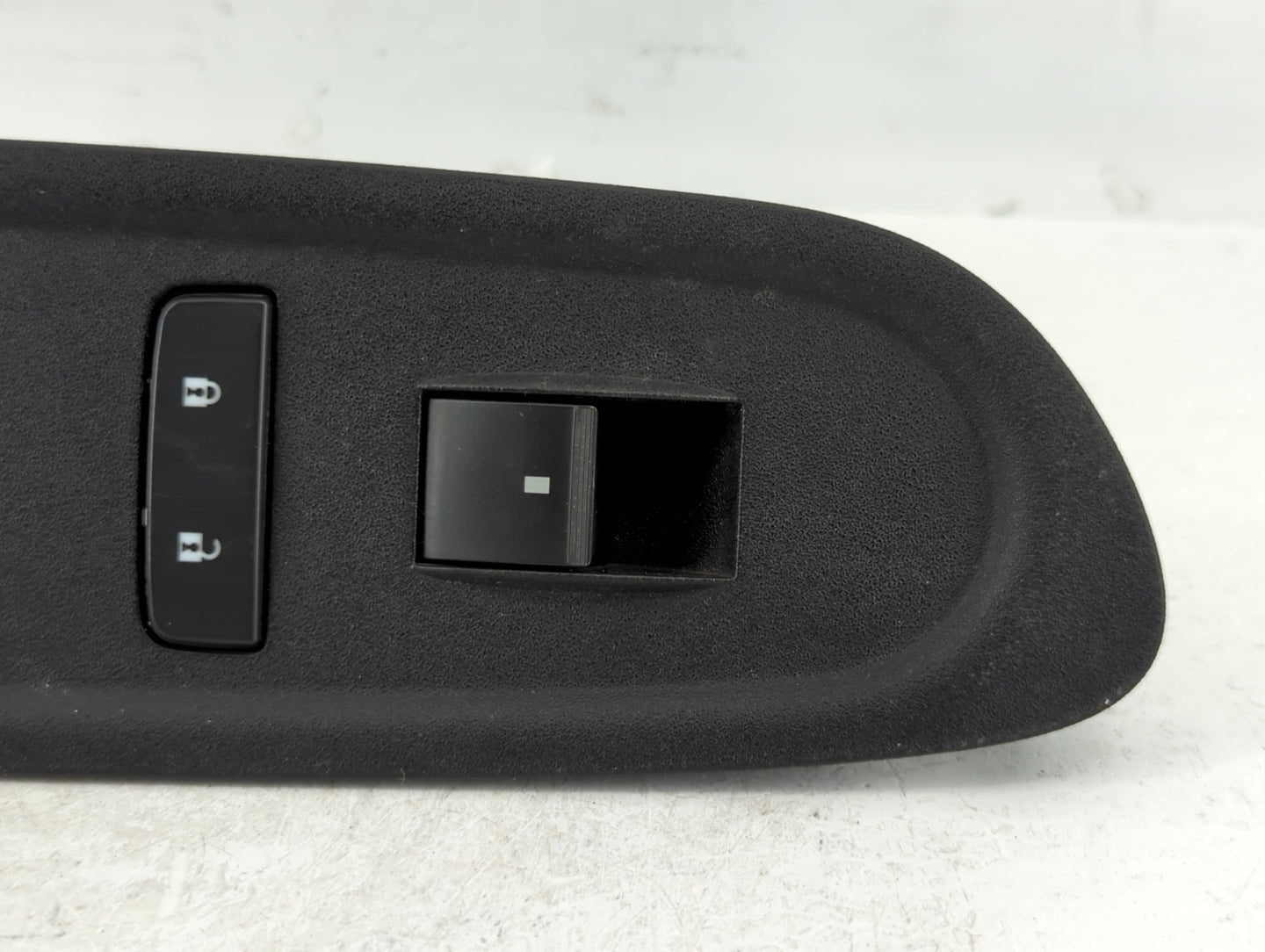 2009 Chevrolet Traverse Passenger Right Rear Power Window Switch - Oemusedautoparts1.com