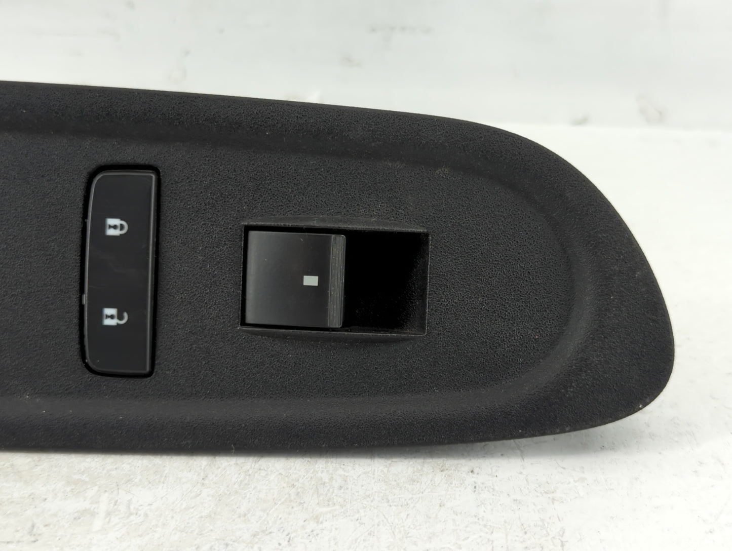 2009 Chevrolet Traverse Passenger Right Rear Power Window Switch - Oemusedautoparts1.com