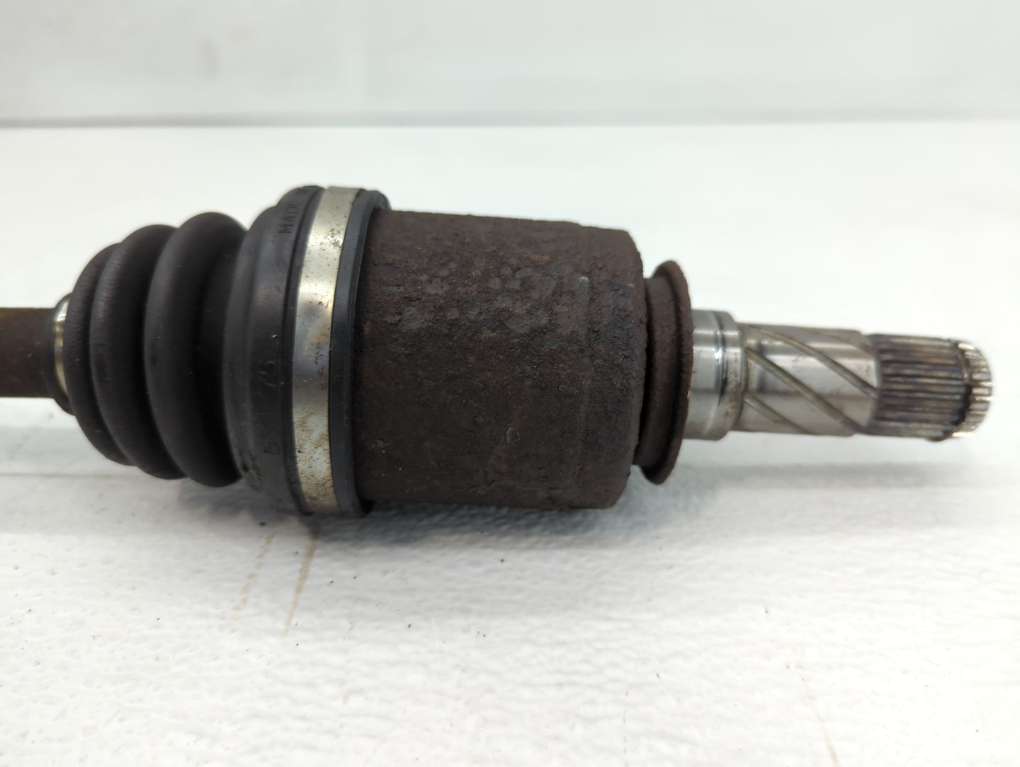 2017-2017 Chevrolet Traverse Axle Shaft Front Driver Cv C/v - Oemusedautoparts1.com