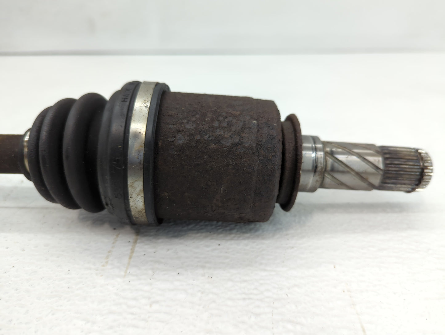 2017-2017 Chevrolet Traverse Axle Shaft Front Driver Cv C/v - Oemusedautoparts1.com