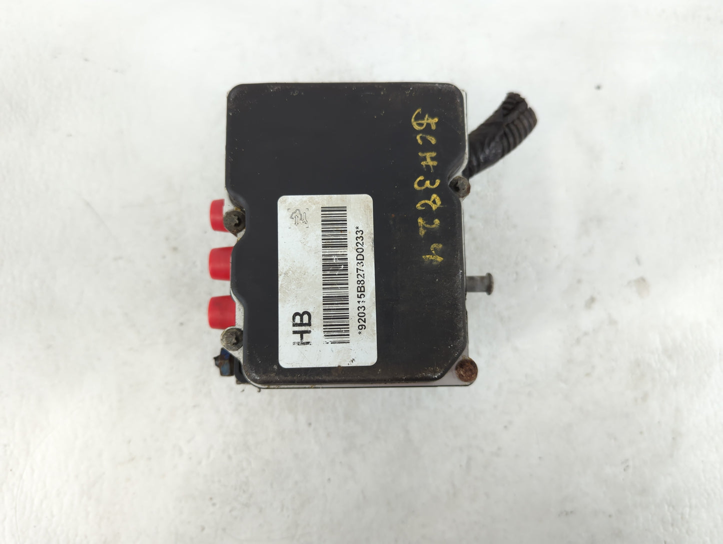 2009 Chevrolet Traverse ABS Pump Control Module Replacement P/N:25840315 Fits OEM Used Auto Parts - Oemusedautoparts1.com