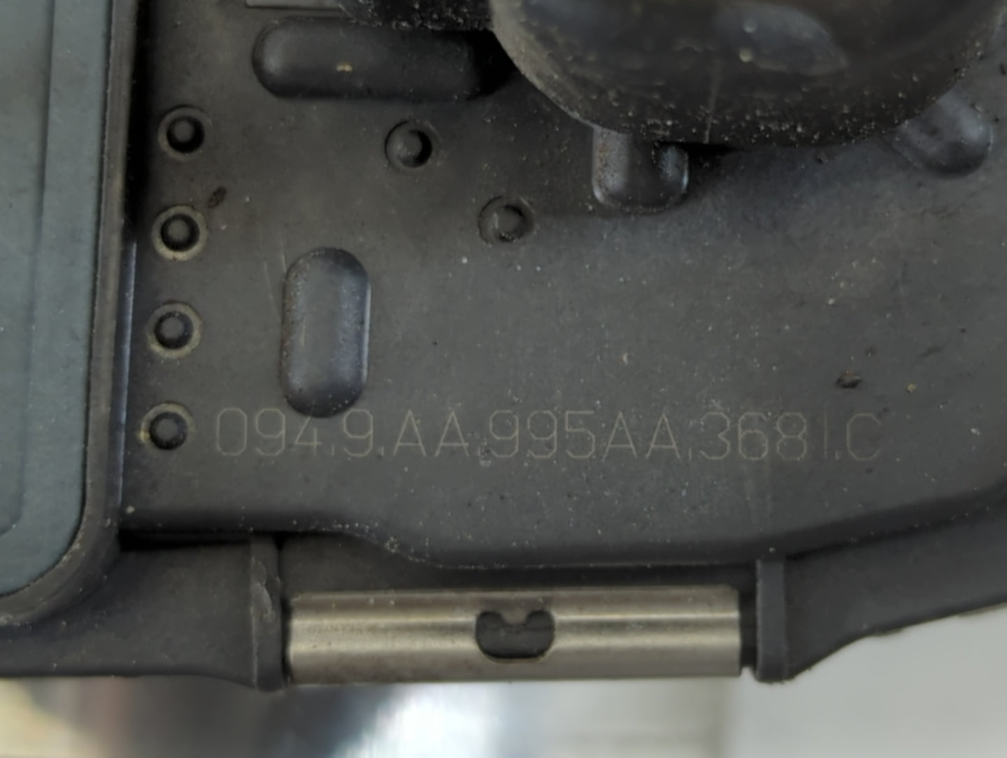 2009 Chevrolet Traverse Throttle Body P/N:0949AA995AA3681C Fits Fits 2007 2008 2010 2011 OEM Used Auto Parts - Oemusedautopa