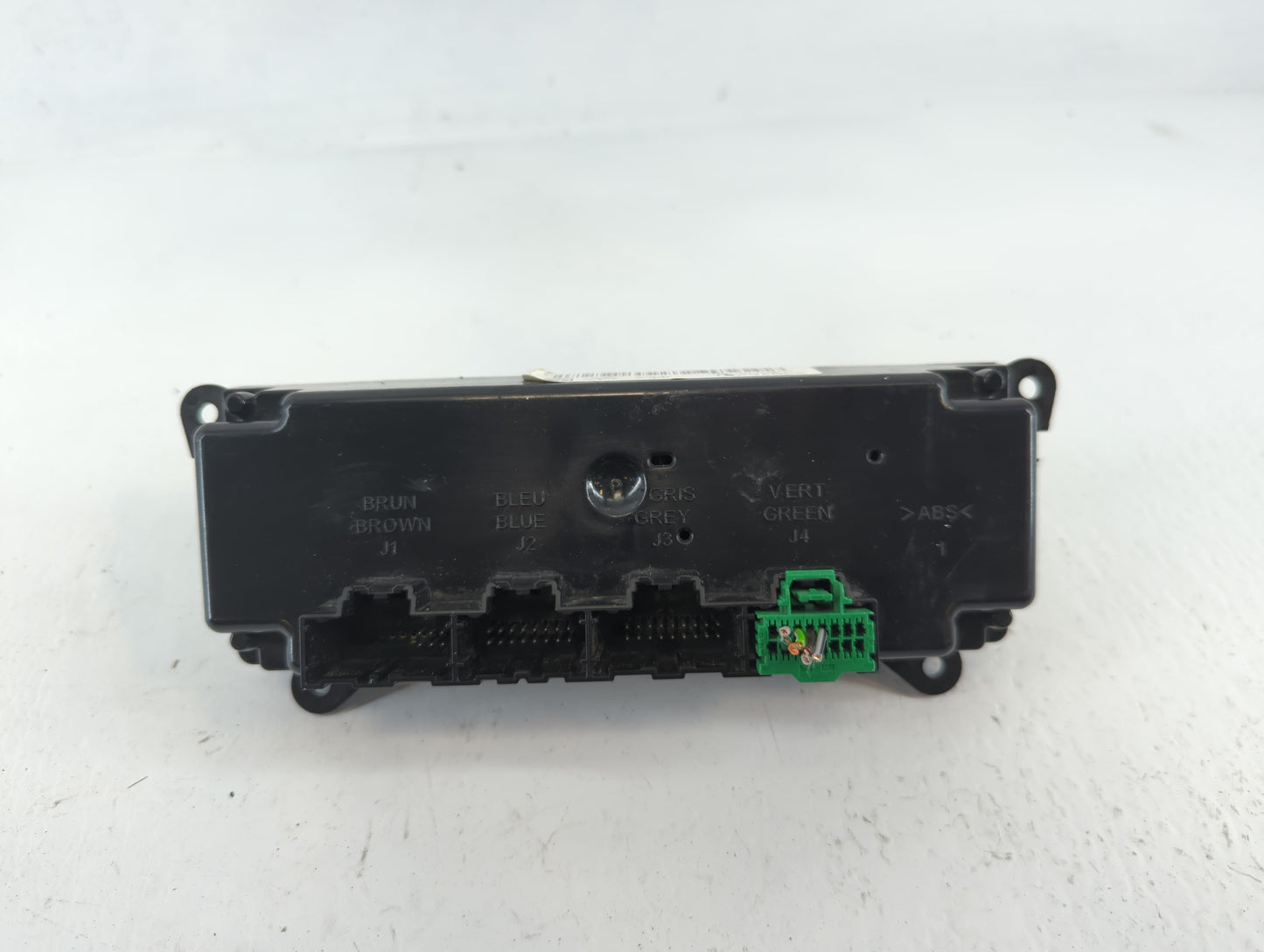 2009 Chevrolet Traverse Climate Control Module Temperature AC/Heater Replacement P/N:25946291 Fits OEM Used Auto Parts - Oem