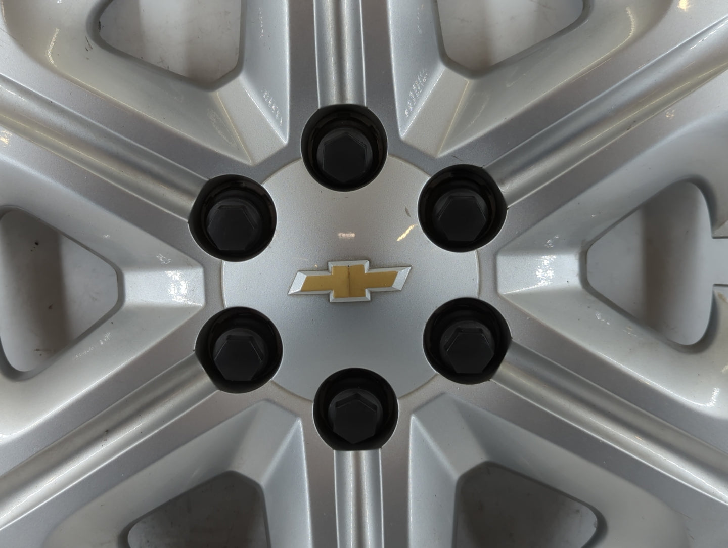2009 Chevrolet Traverse Rim Wheel Center Cap - Oemusedautoparts1.com