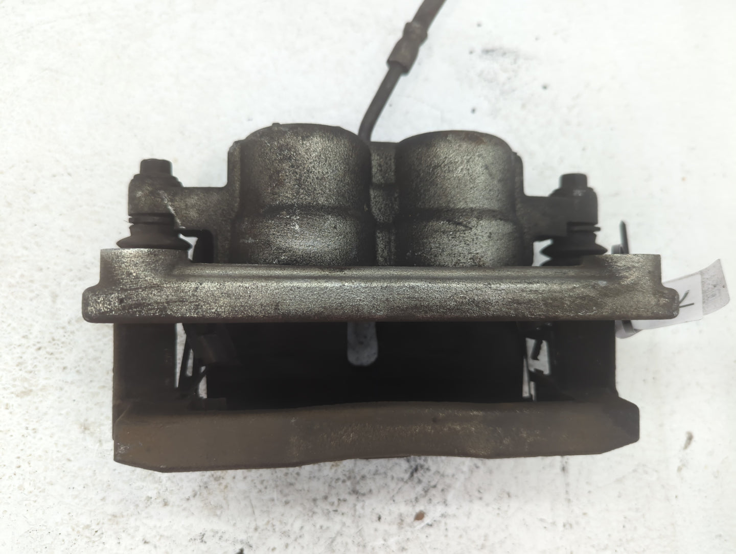 2009-2017 Chevrolet Traverse Front Passenger Right Brake Caliper - Oemusedautoparts1.com