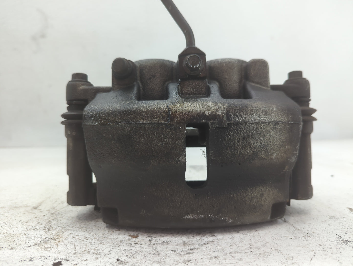 2009-2017 Chevrolet Traverse Front Passenger Right Brake Caliper - Oemusedautoparts1.com
