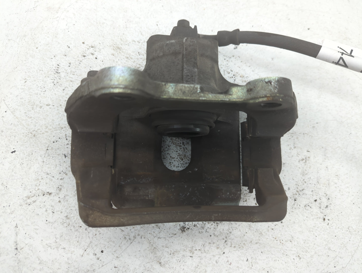 2017-2017 Chevrolet Traverse Front Passenger Right Brake Caliper - Oemusedautoparts1.com