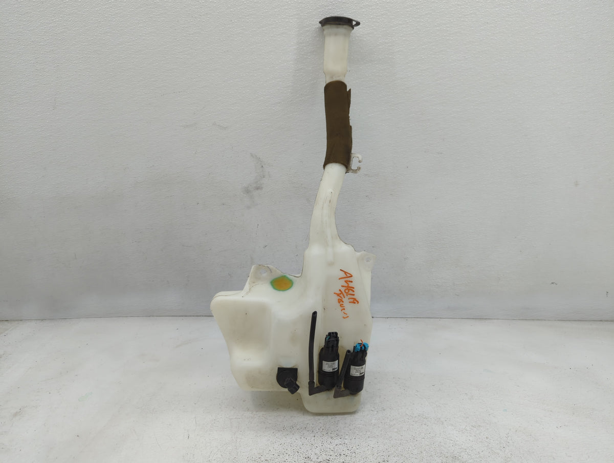 Chevrolet Traverse Windshield Washer Fluid Reservoir Bottle 702535 - Oemusedautoparts1.com