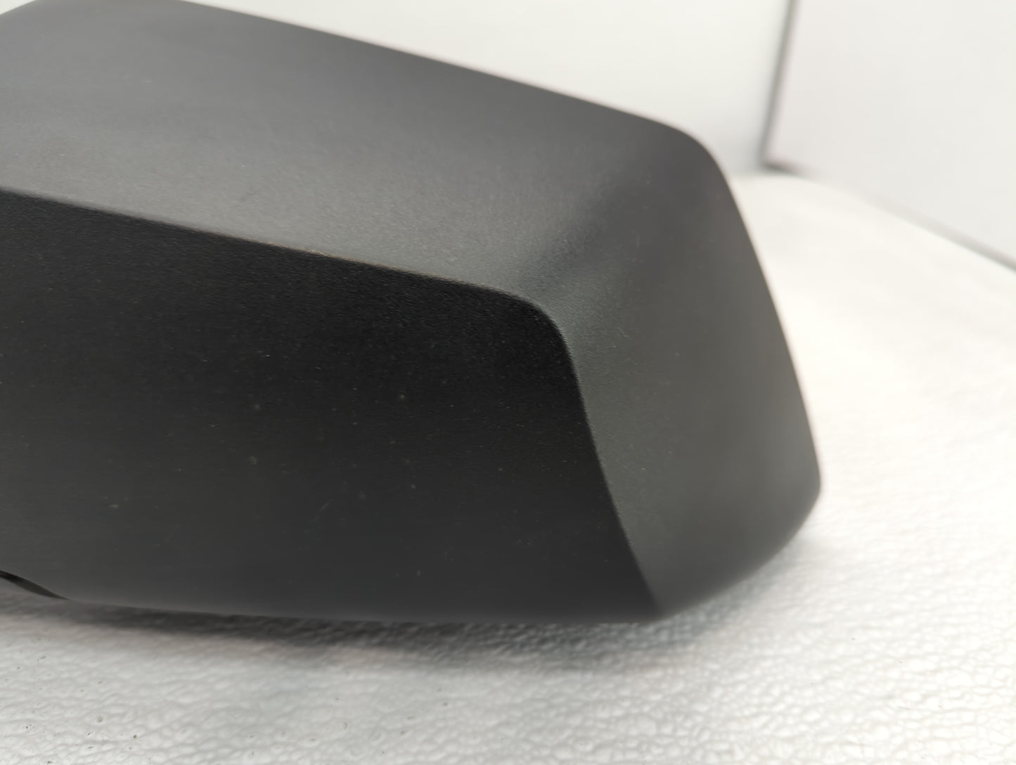 2015-2017 Chevrolet Traverse Driver Side View Mirror - Left Door Mirror OEM Used - Oemusedautoparts1.com