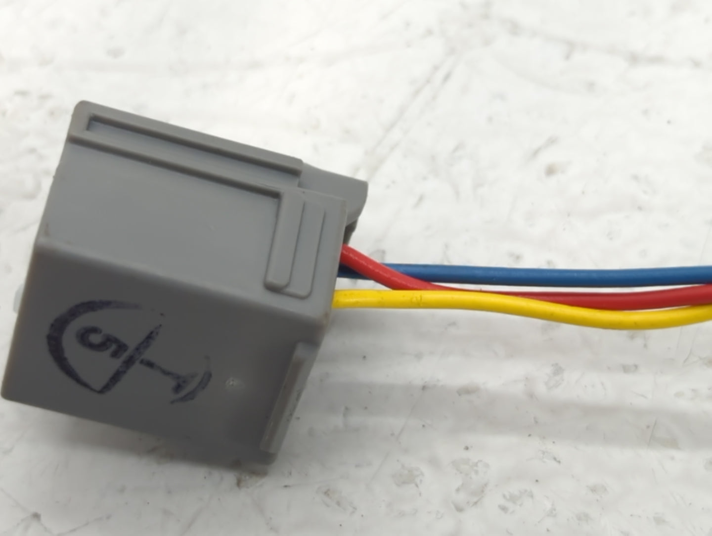 2015-2017 Chevrolet Traverse Driver Side View Mirror - Left Door Mirror OEM Used - Oemusedautoparts1.com