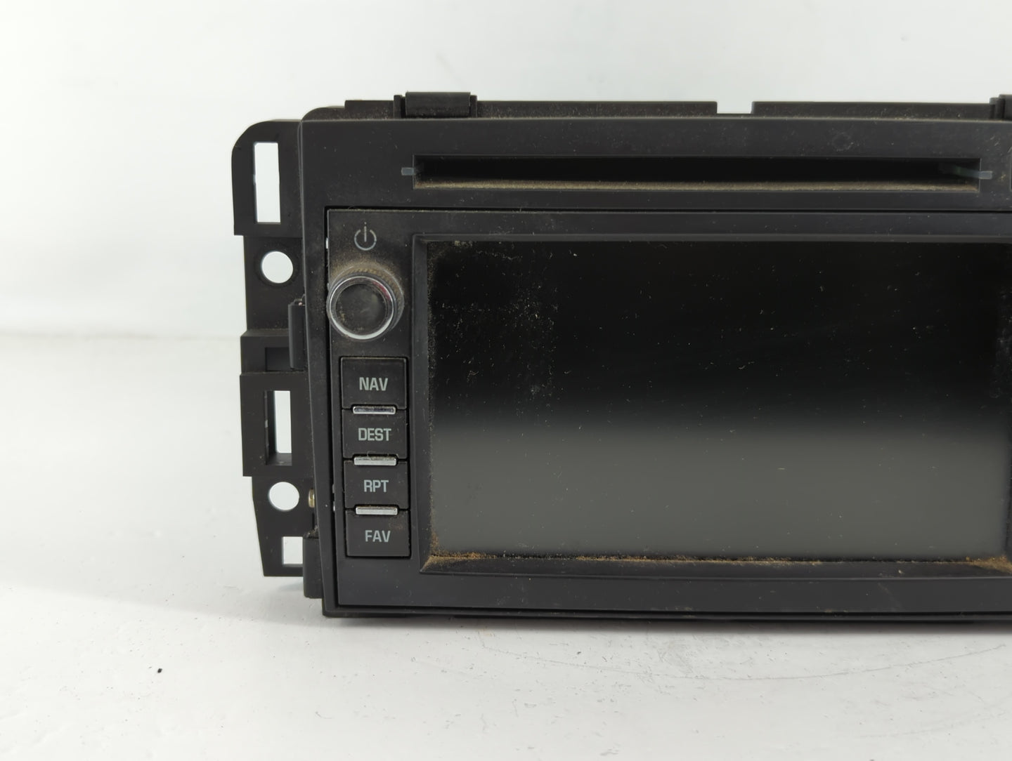 2009 Chevrolet Traverse Radio AM FM Cd Player Receiver Replacement P/N:20789653 Fits OEM Used Auto Parts - Oemusedautoparts1