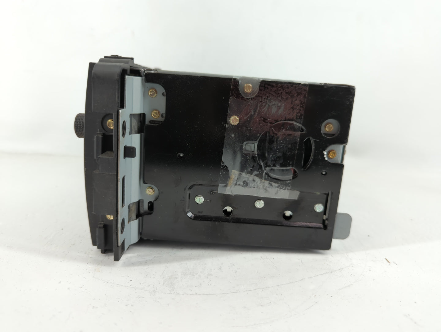 2009 Chevrolet Traverse Radio AM FM Cd Player Receiver Replacement P/N:20789653 Fits OEM Used Auto Parts - Oemusedautoparts1