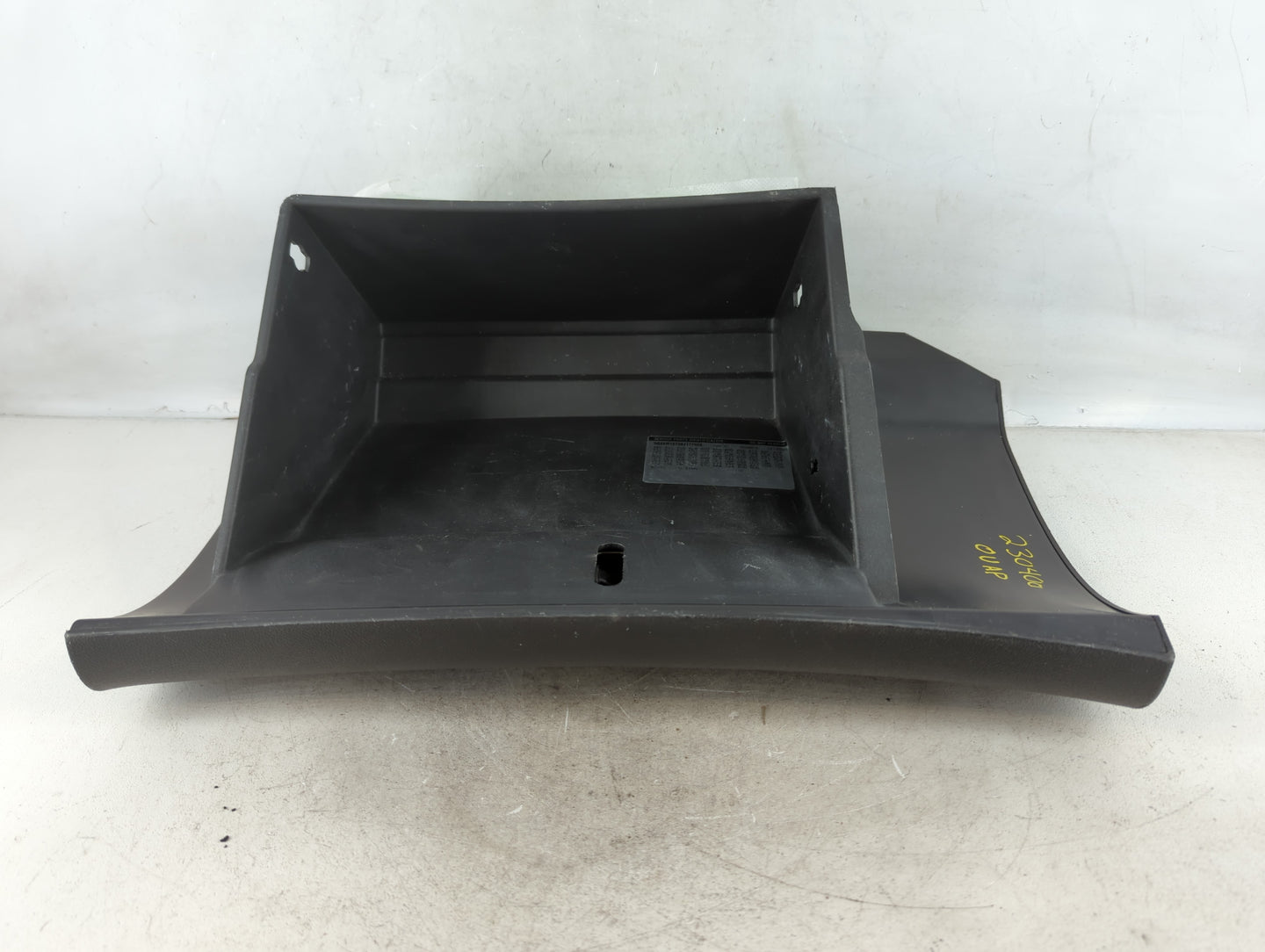 2009 Chevrolet Traverse Passenger Glove Box Door Storage Compartment - Oemusedautoparts1.com