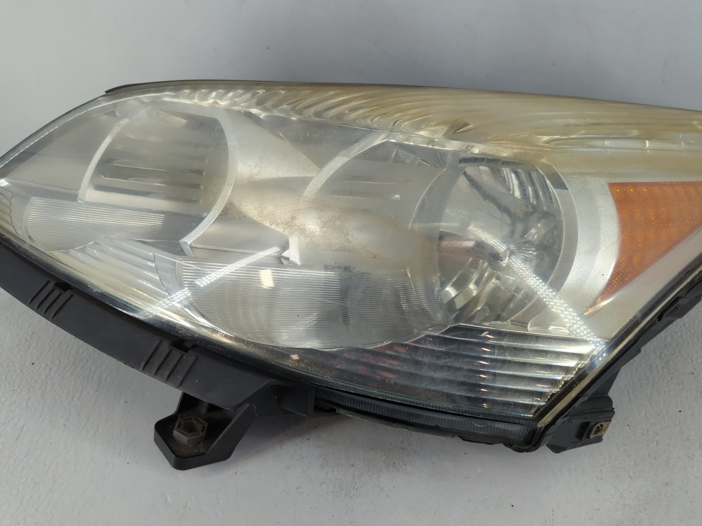 2009 Chevrolet Traverse Driver Left Oem Head Light Headlight Lamp - Oemusedautoparts1.com