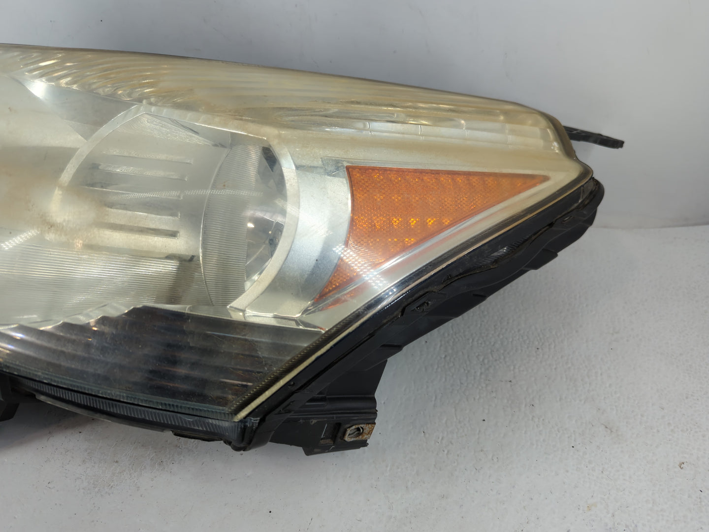 2009 Chevrolet Traverse Driver Left Oem Head Light Headlight Lamp - Oemusedautoparts1.com
