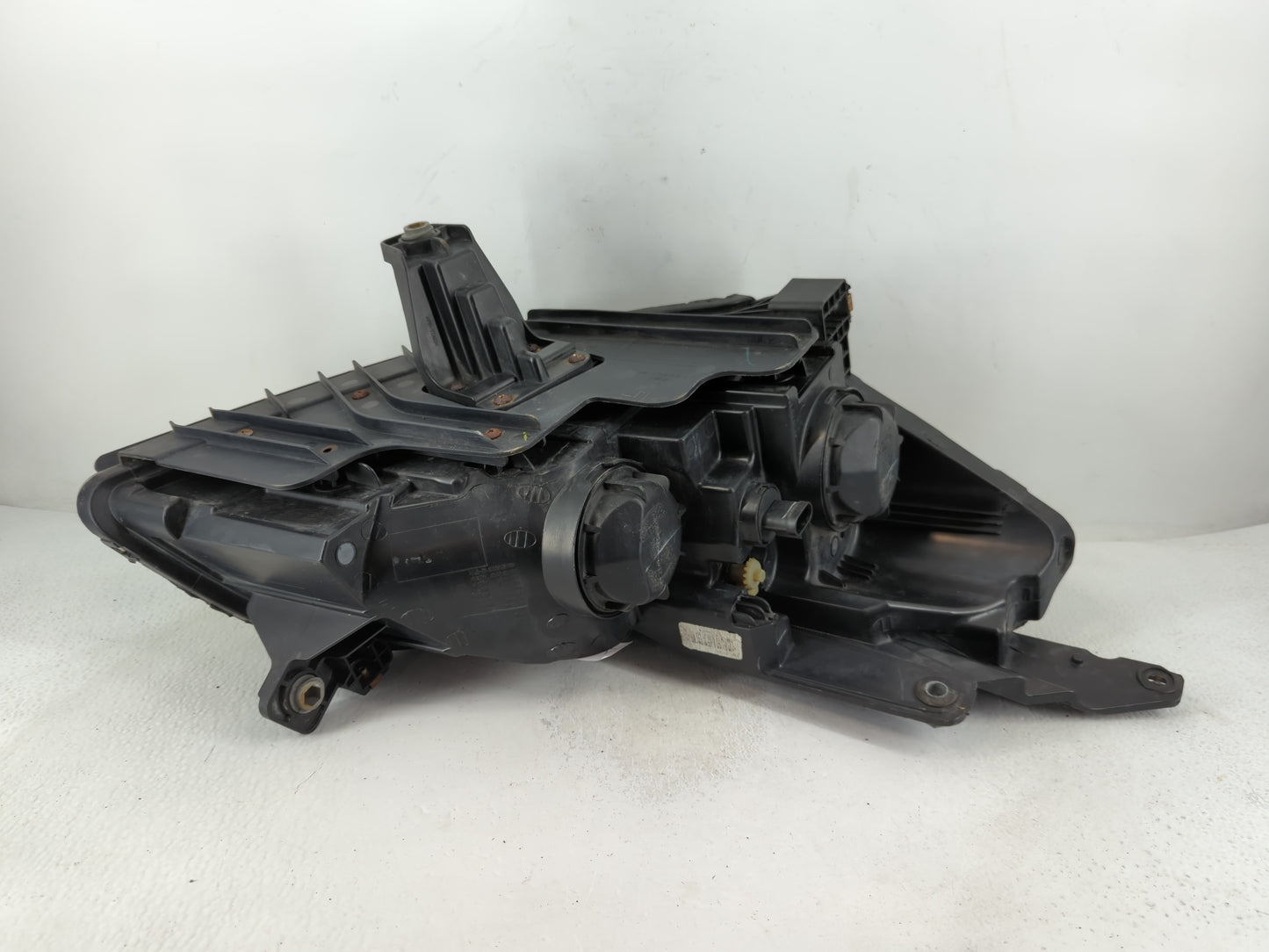 2009 Chevrolet Traverse Driver Left Oem Head Light Headlight Lamp - Oemusedautoparts1.com
