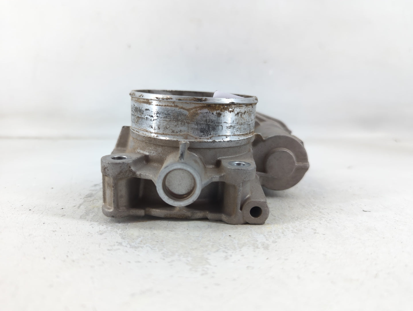 2009 Chevrolet Traverse Throttle Body P/N:995AA2823C Fits Fits 2007 2008 2010 2011 OEM Used Auto Parts - Oemusedautoparts1.c