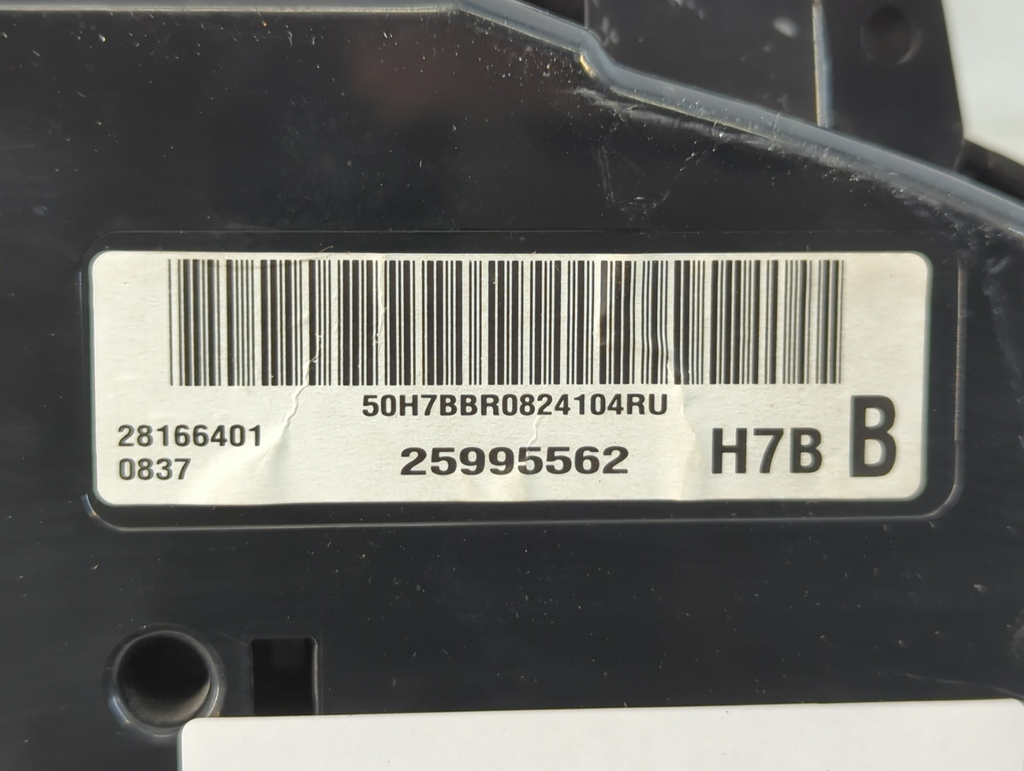 2009 Chevrolet Traverse Instrument Cluster Speedometer Gauges P/N:25995562 Fits OEM Used Auto Parts - Oemusedautoparts1.com