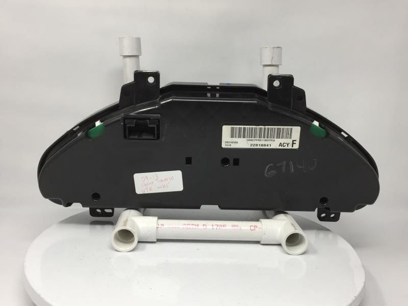 2009 Chevrolet Traverse Instrument Cluster Speedometer Gauges P/N:67KMI. PN:22818841 Miles: Fits Fits 2010 2011 2012 2013 OE